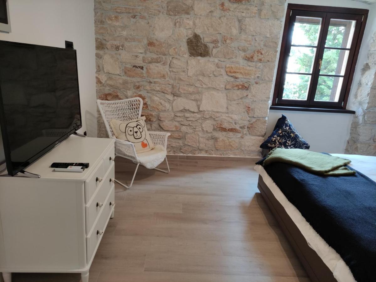 Apartvilla Castropola Exterior foto