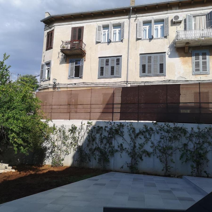 Apartvilla Castropola Exterior foto